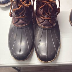 Gently Used Sperry rain Boots Size 11