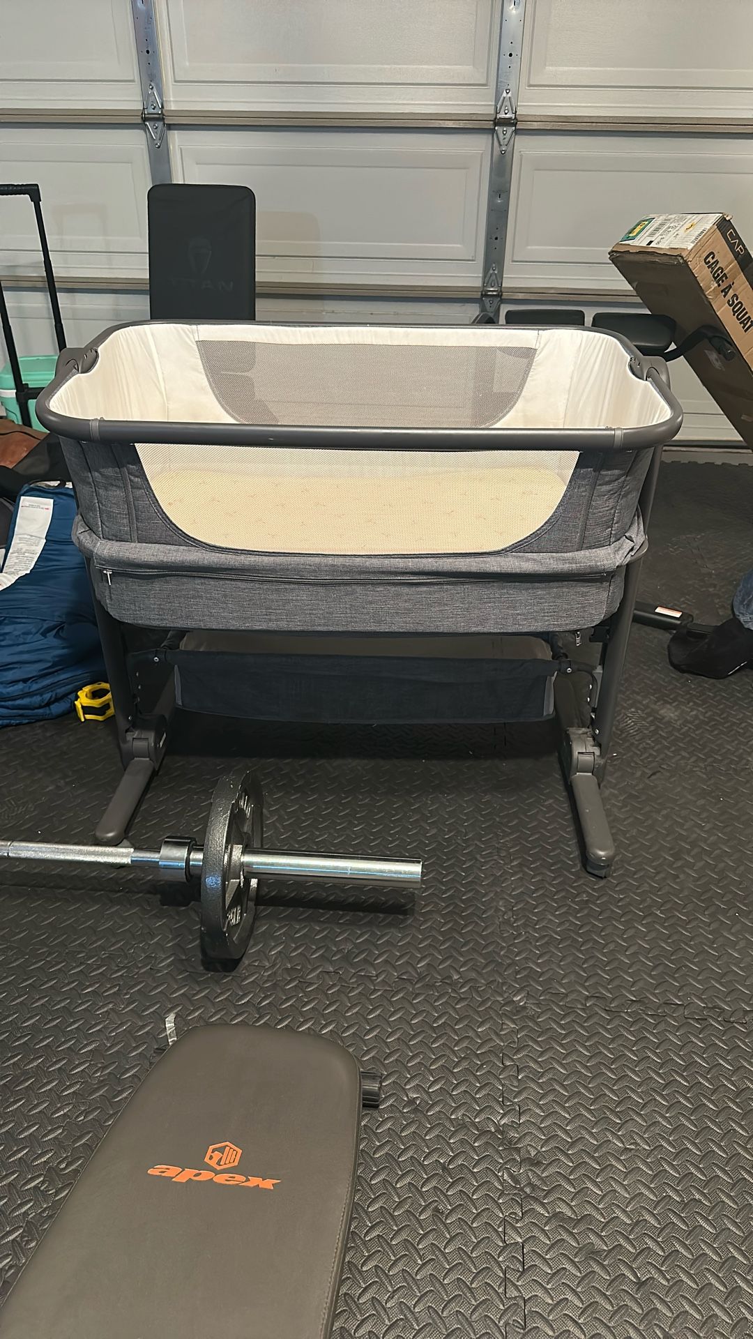Free Bassinet