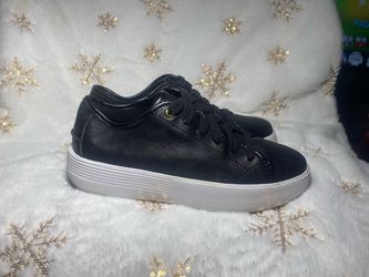 COLE HAAN SIZE 6.5 WOMENS