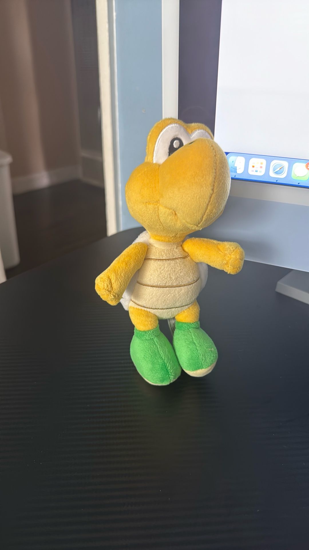 Super Mario Brothers 8" Koopa plush toy stuffed animal yellow w/green shell 2017