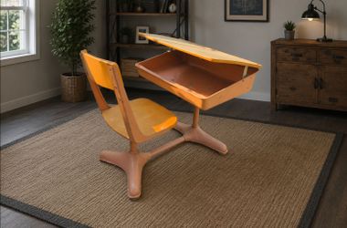 Vintage children's school desk, 1960s very nice