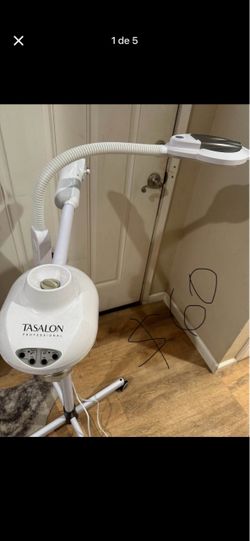 Vaporizador, silla, lámpara , cera para manos y pies , mesa