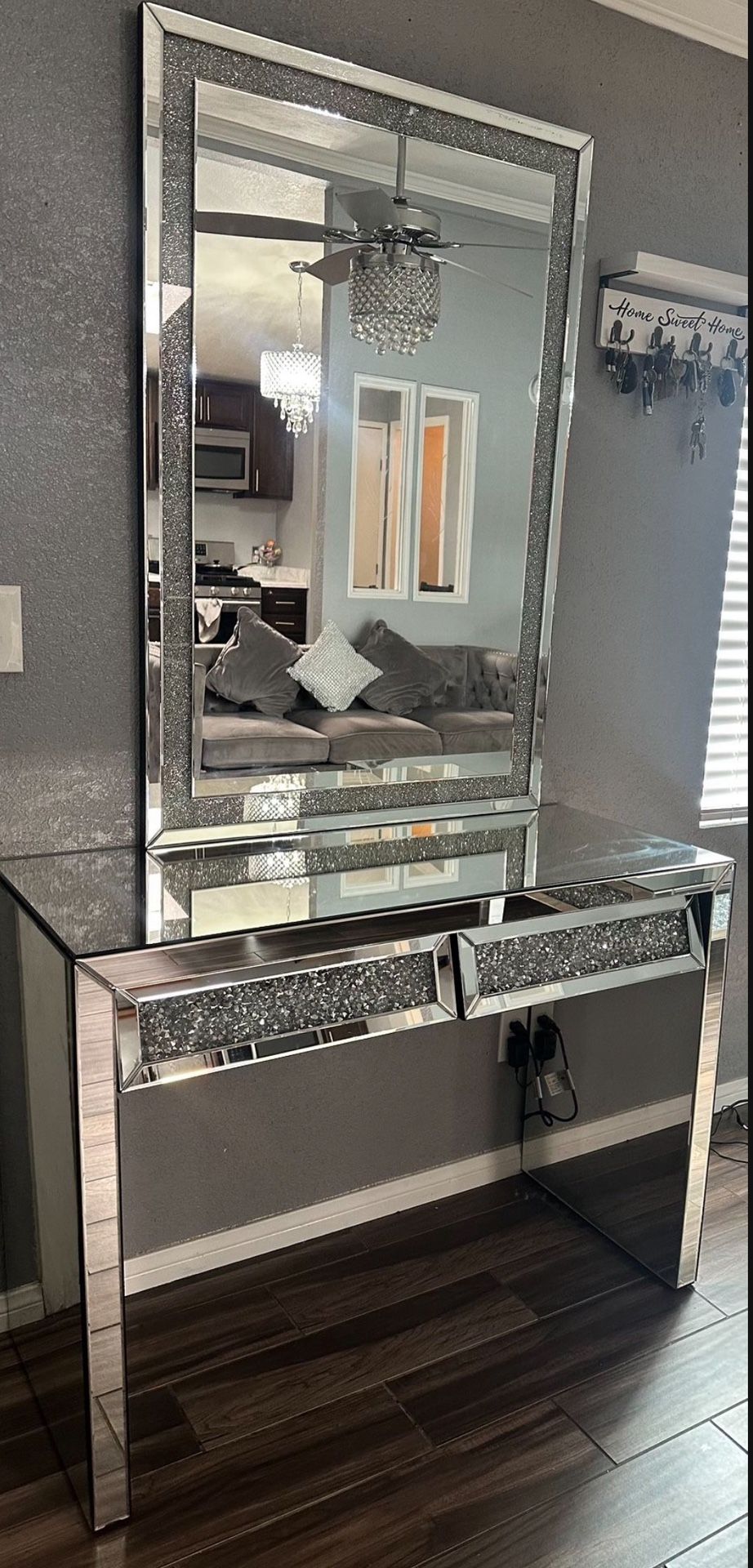 Console Set And 2 Side Tables