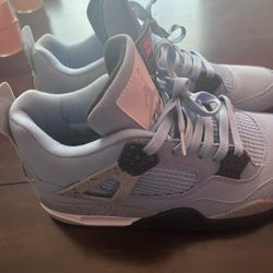 Jordan 4 Retro “University Blue”