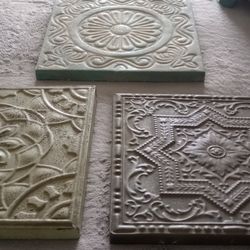 Vintage Like Decorative Wall Art