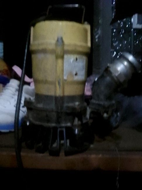 Wacker Nelson Submersible Pump