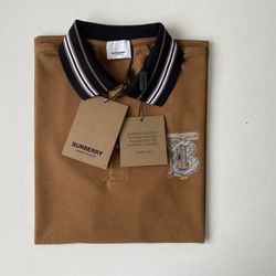 Burberry Short Sleeve/Authentic/ Size S