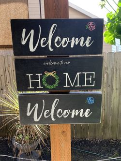 Welcome signs