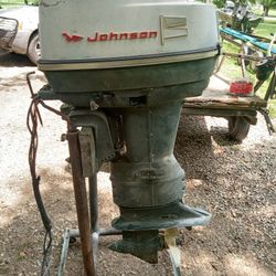 1962 Johnson 40hp Outboard Boat Motor Runs Amazing 