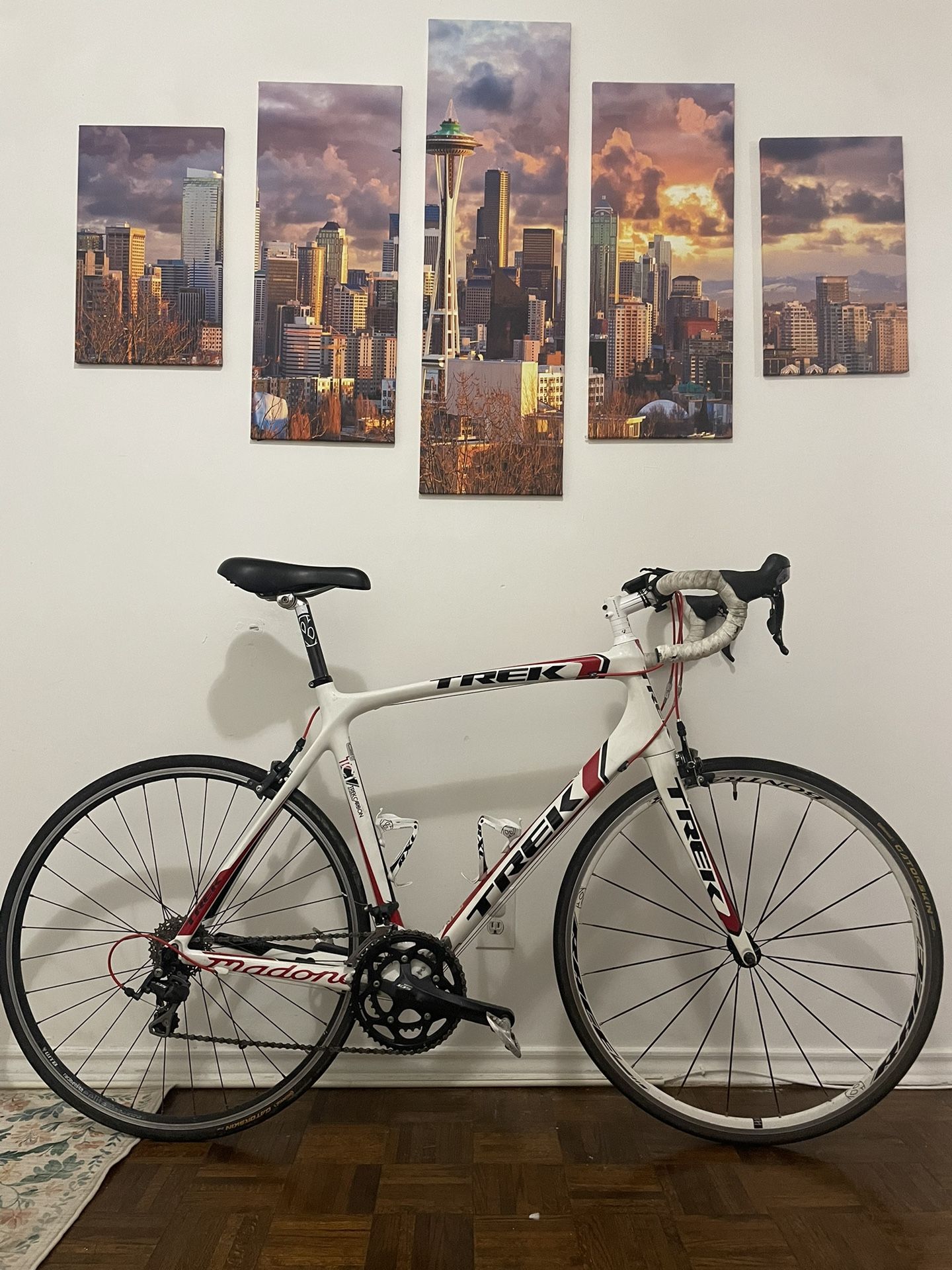 Trek Madone 4.7 | Carbon | 60CM | Road Bike
