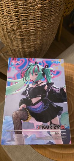 Hatsune Miku Punk ver Anime Figurine