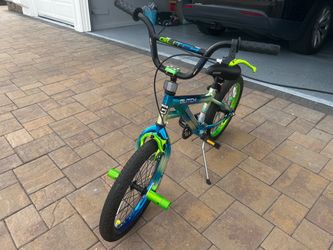 Genesis kid bike 18 inches