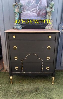 Vintage chest of 4 drawers wood dresser