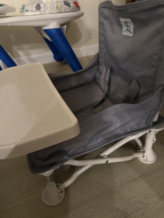 Hiccapop OmniBoost Folding Booster Chair - Grey