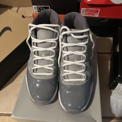 Cool Grey 11's Sz 10.5 9/10 Cond