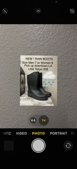Rain Boots 20$ 
