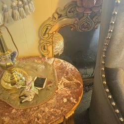 Moving sale coffe table ,2 end tables sofa table +small table 2 wall mirrors very good condition  $250 obo