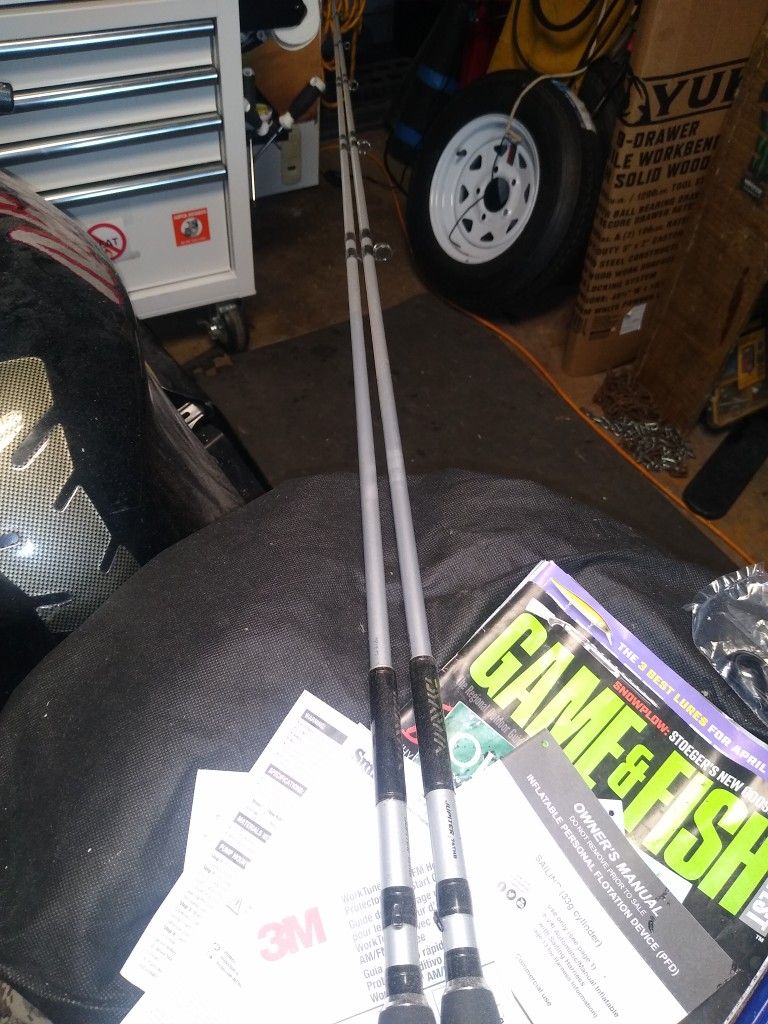 2 Daiwa Jupiter Straight Handle Bait Casting Rods