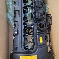 N54 engine valve cover (USED)111(contact info removed)4