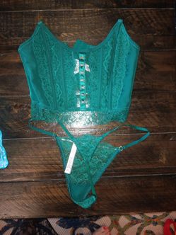 Sexxxy green thong and bra bustier sz S $85 OBO