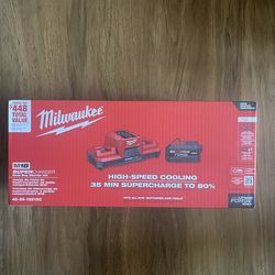 M18 Dual Bay Super Charger with 8.0 Forge battery