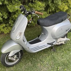 2006 Vespa LX150
