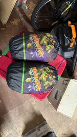 2 Teenage Mutant Ninja Turtles Sleeping Bags