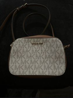 MK Bags sellings both bags together