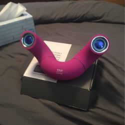 Pink Havakk Bluetooth Speaker With Adapter And Original Box