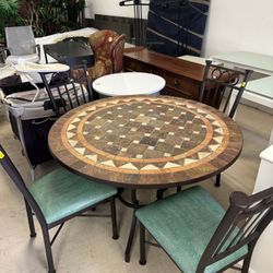 Round vintage mosaic stone-top dining table w/4  matching metal chairs w/ green cushion - Excellent Condition 