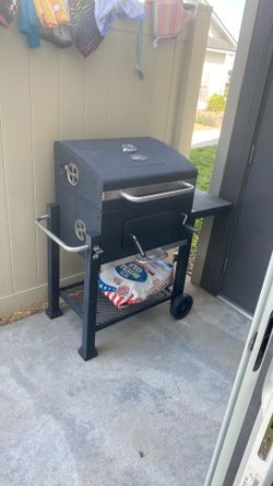 Charcoal grill