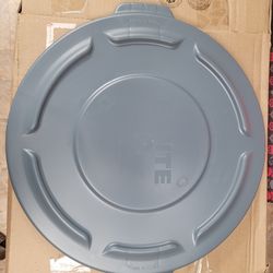 Brute Lid for 20-Gallon Round  Brute Containers 