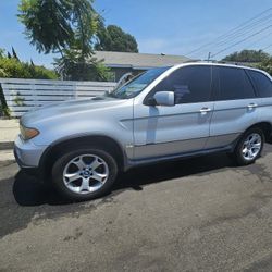 2006 BMW X5 Negociable