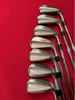 Titleist T150  44 Pitching Wedge - 4 iron
