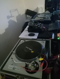 2 1200 3d Technic Turtables With Needles One With Case The Other With Out And One With No Cover