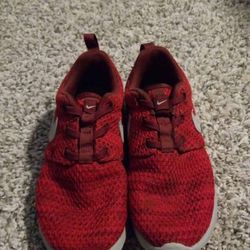 Nike Kids Size 1 