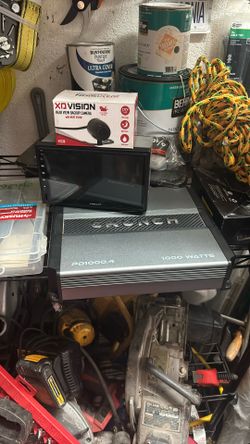 Stereo And Amp Back Up Cam