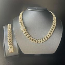 Chain And Bracelet Full Ice Out Cuban Link Set 14k Gold Plated Doesn't Loses Color 