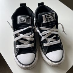 Boys size 11 on sale converse