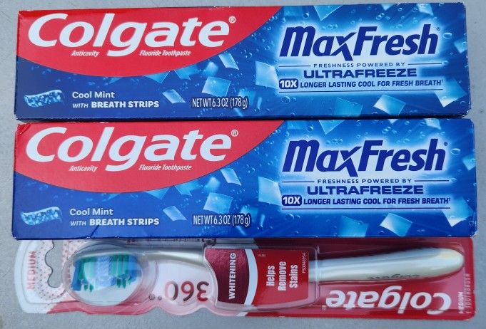 (2) Colgate Maxfresh Toothpaste & Medium Toothbrush