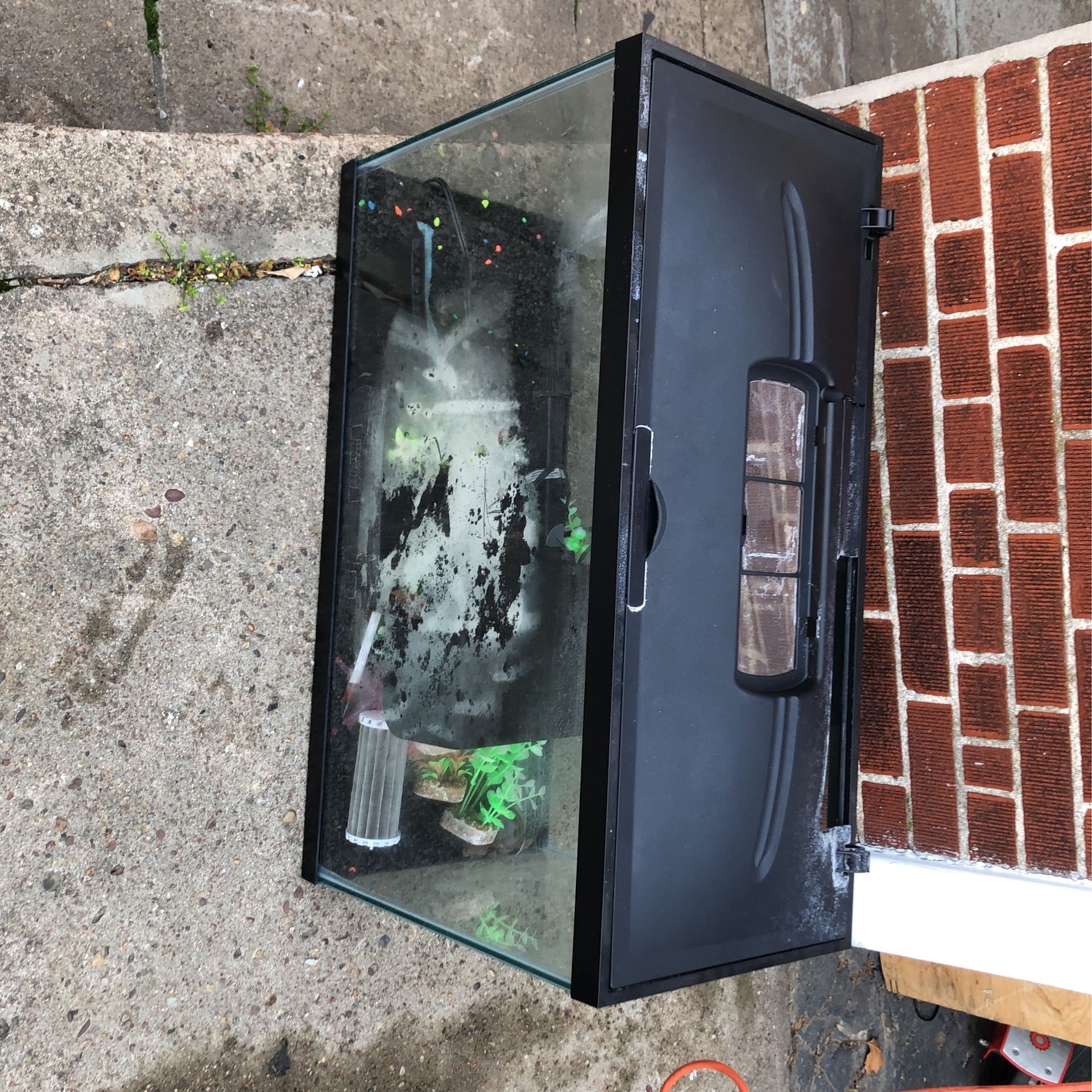 Fish Tank Glass 30 Inches W 19 Inches Long 1 Feet Deep