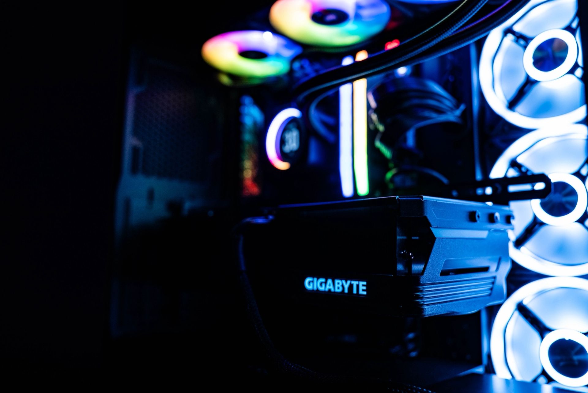RTX 4090, 7950X3D, x670e Hero Gaming PC Build