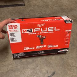 M12 Fuel Hammer Drill 