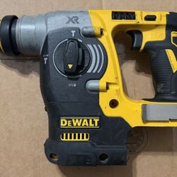 DEWALT 20V MAX XR Cordless Brushless 1 in. SDS Plus L-Shape Rotary Hammer (Tool Only