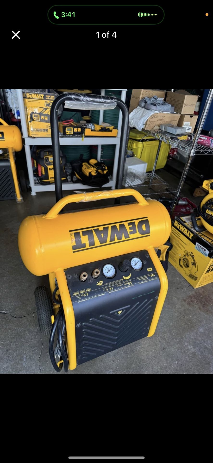 DEWALT 4.5-Gallon Portable Electric 225 PSI Horizontal Air Compressor
