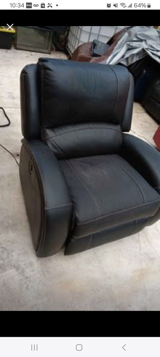 Black Electric Recliner 