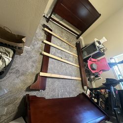Queen Size Mahogany Bed Frame 