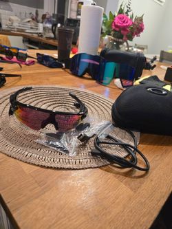 Oakley glasses brand new