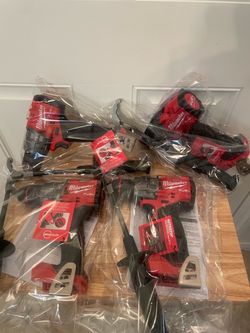 New Milwaukee M18 FUEL Hammer Drills $110 Each Cada Uno Firm-Firme