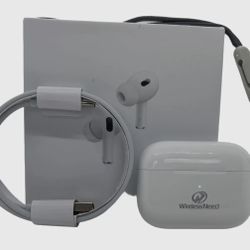 White Earbud Headphones 